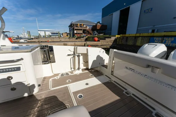 Boston-whaler 320-VANTAGE image