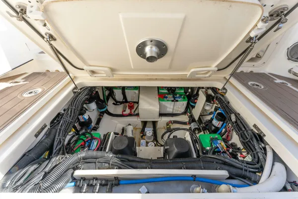 Boston-whaler 320-VANTAGE image