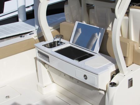 Scout 380 LXF image