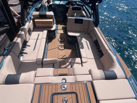 Mastercraft X26 image