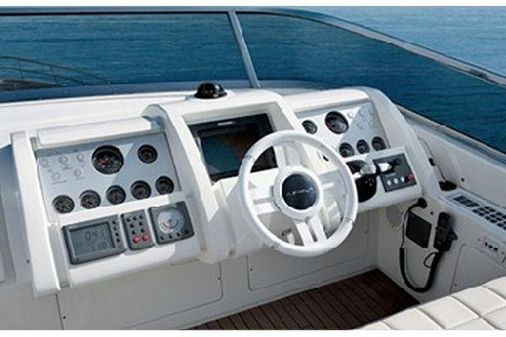 Azimut 85 image