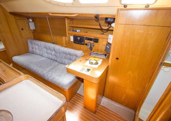 Beneteau OCEANIS-350 image