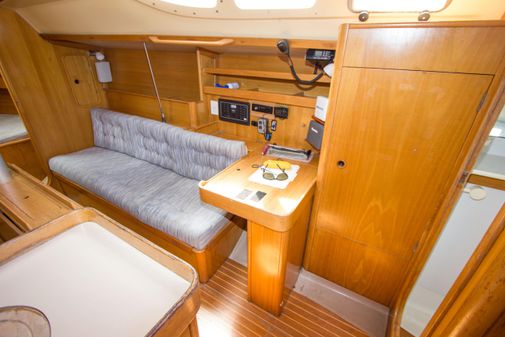 Beneteau OCEANIS-350 image