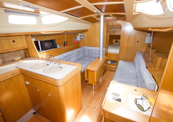 Beneteau OCEANIS-350 image