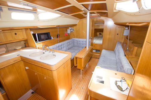 Beneteau OCEANIS-350 image