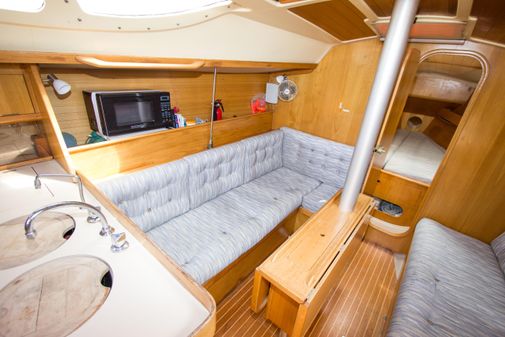 Beneteau OCEANIS-350 image