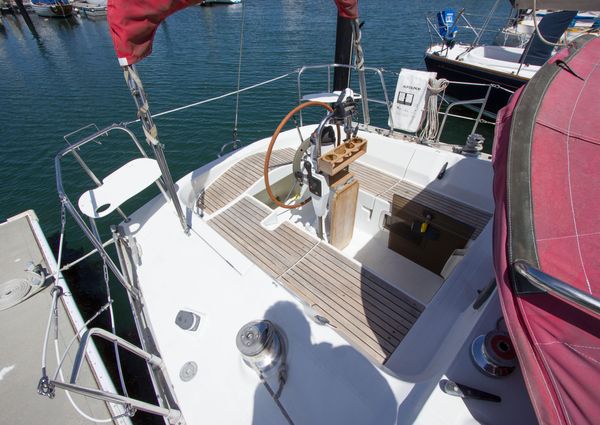 Beneteau OCEANIS-350 image