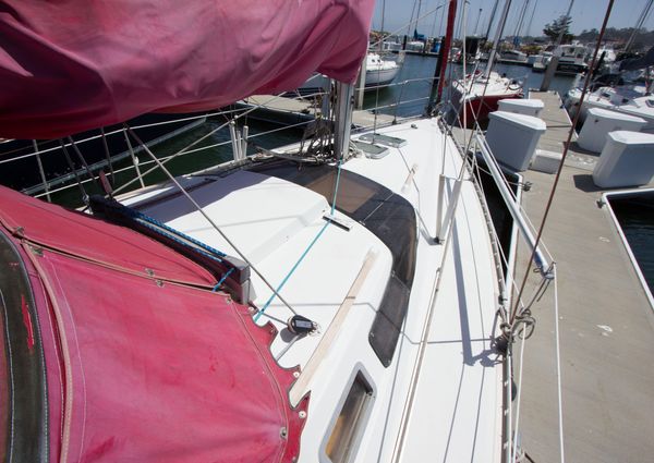 Beneteau OCEANIS-350 image