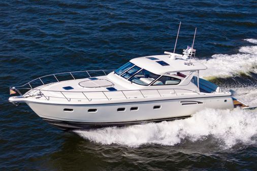 Tiara Yachts 52 Express image