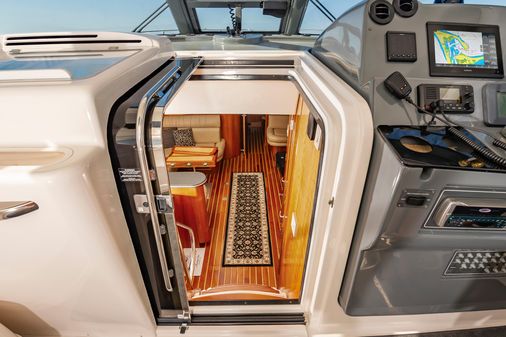 Tiara Yachts 52 Express image