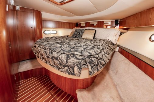 Tiara Yachts 52 Express image