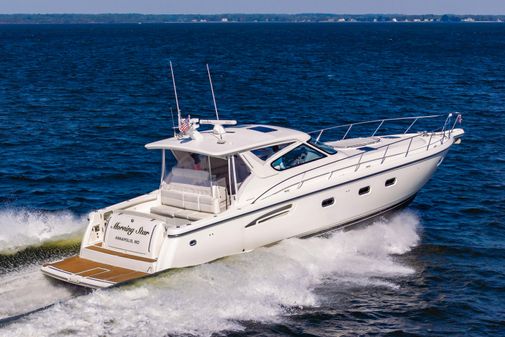 Tiara Yachts 52 Express image