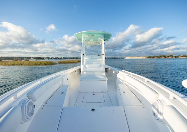 Everglades 243 Center Console image