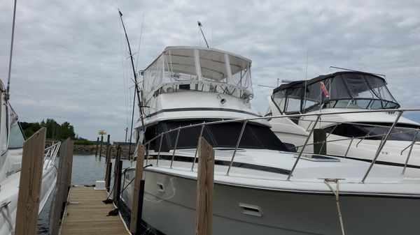 Chris-Craft Commander 422 