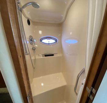 Sea Ray 38 Sundancer image