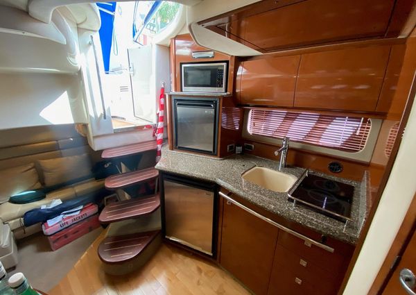 Sea Ray 38 Sundancer image