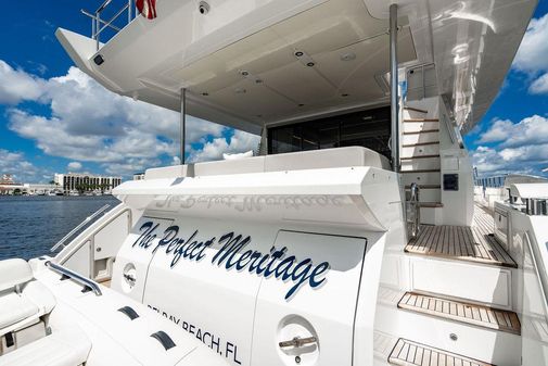 Azimut 72 FLY image