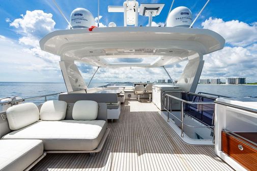 Azimut 72 FLY image