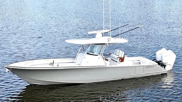 Valhalla Boatworks V-33 