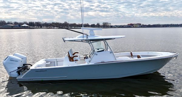 Valhalla Boatworks V-33 image