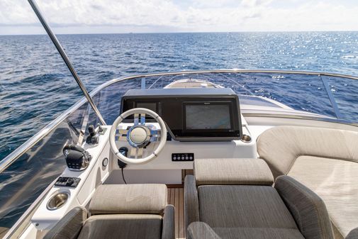 Azimut S6 SPORT FLY image