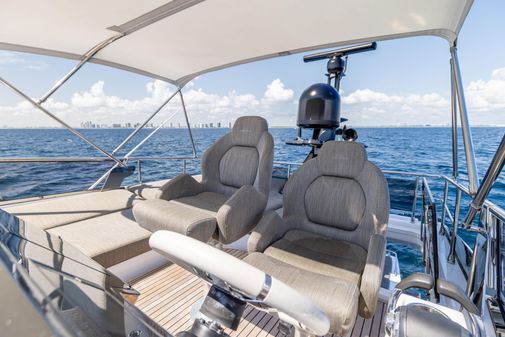 Azimut S6 SPORT FLY image