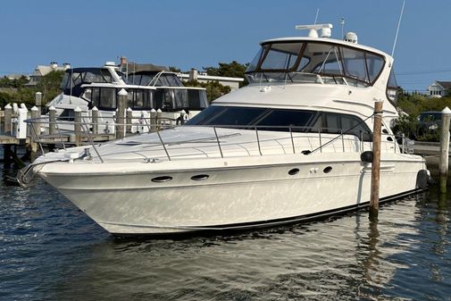 Sea Ray 560 Sedan Bridge image