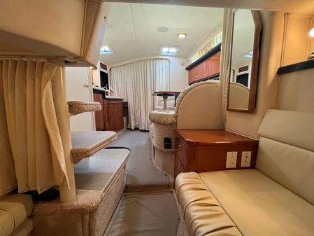 Sea Ray 34 DA image