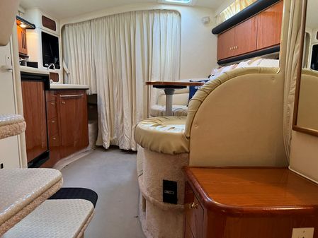 Sea Ray 34 DA image