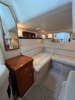 Sea Ray 34 DA image