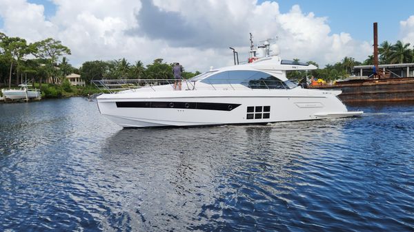 Azimut S6 