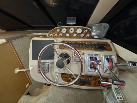 Bayliner 3788 Command Bridge Motoryacht image