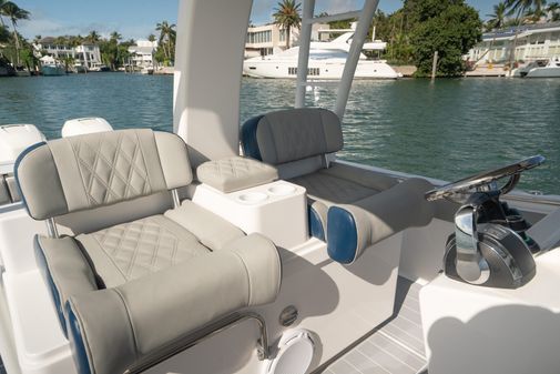 Belzona 325 Center Console image