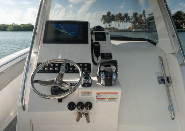 Belzona 325 Center Console image