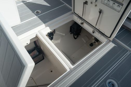 Belzona 325 Center Console image