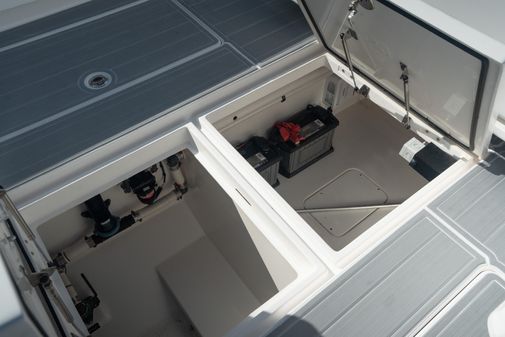 Belzona 325 Center Console image