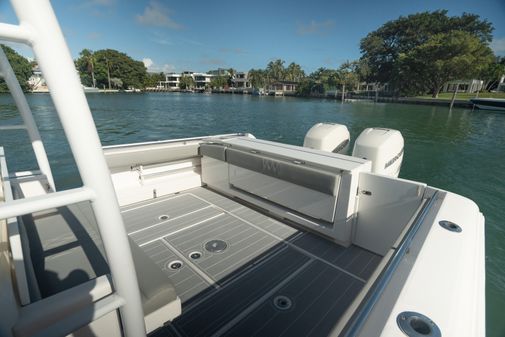 Belzona 325 Center Console image