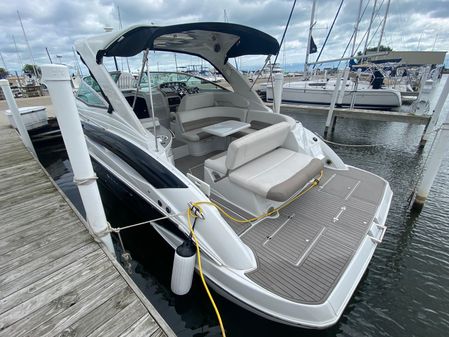 Crownline 350 Sport Yacht image