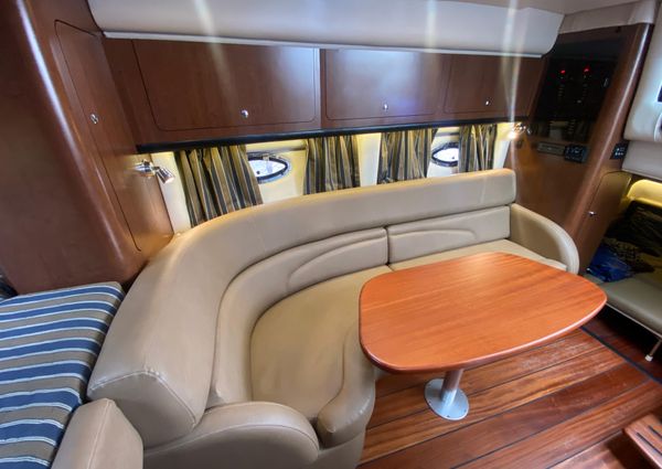 Crownline 350 Sport Yacht image