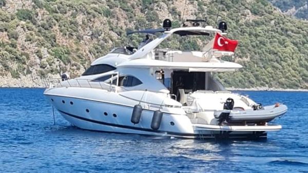 Sunseeker Manhattan 84