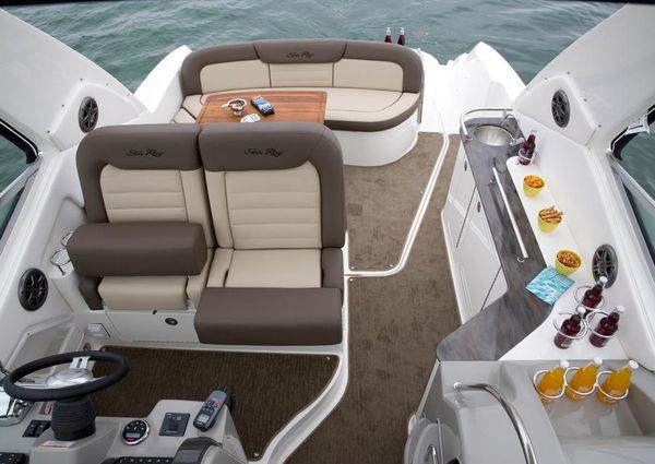 Sea Ray 330 Sundancer image