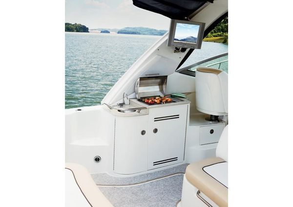 Sea Ray 330 Sundancer image