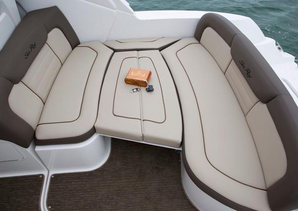 Sea Ray 330 Sundancer image