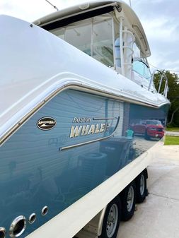 Boston Whaler 345 Conquest image