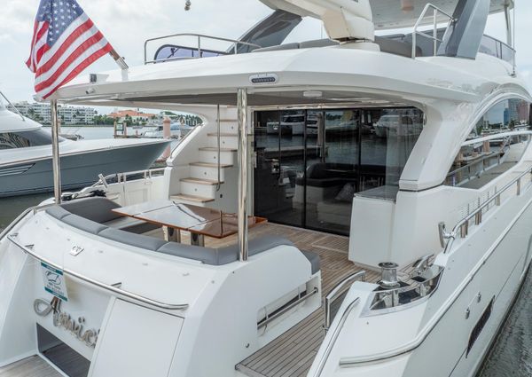 Princess Yachts Flybridge 75 image