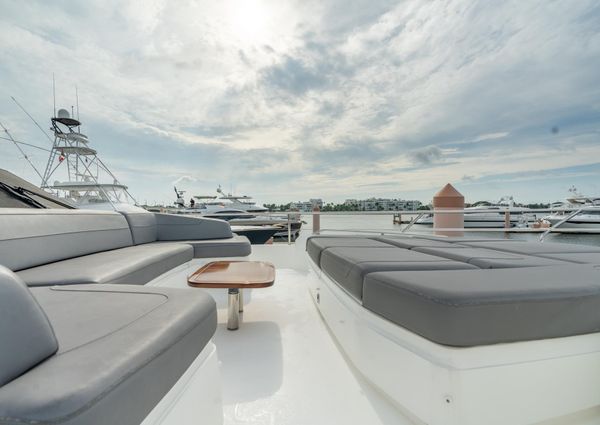 Princess Yachts Flybridge 75 image