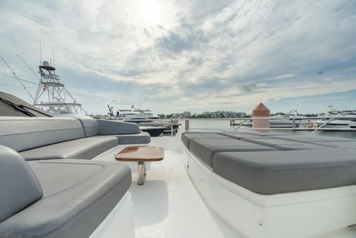 Princess Flybridge 75 image