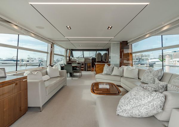 Princess Yachts Flybridge 75 image