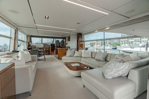 Princess Yachts Flybridge 75 image