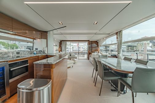 Princess Yachts Flybridge 75 image